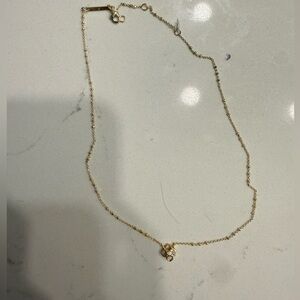 Kendra Scott necklace